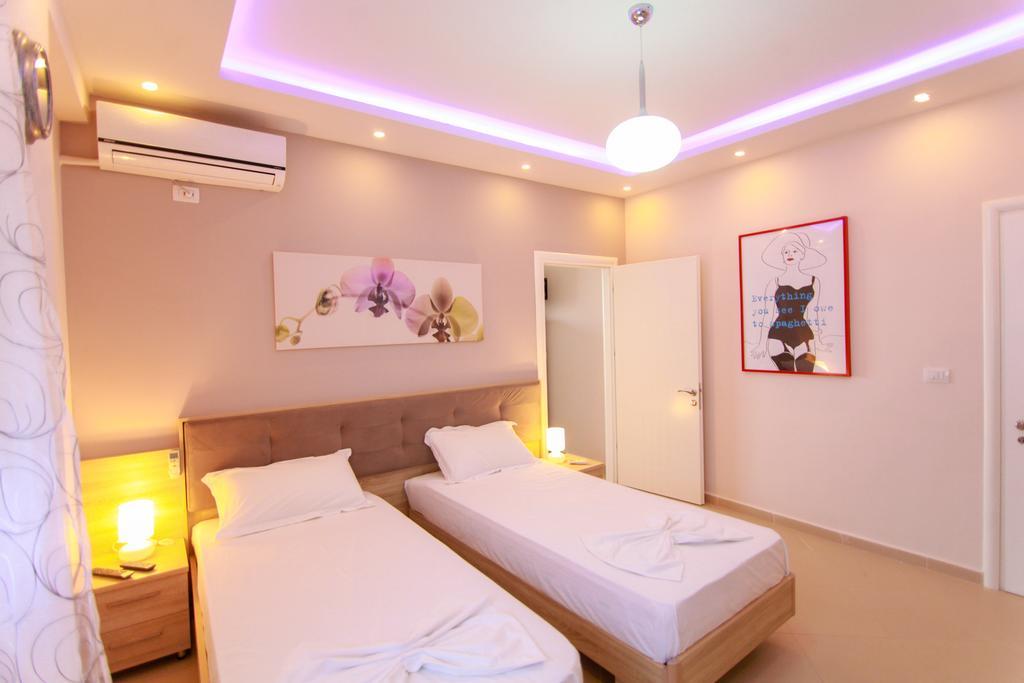 Blue Sea Apartments Sarandë 외부 사진
