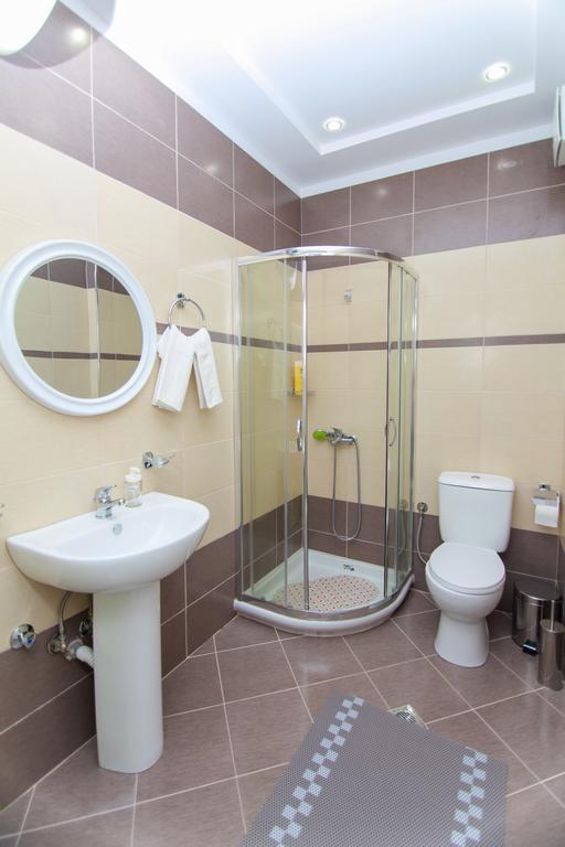 Blue Sea Apartments Sarandë 외부 사진