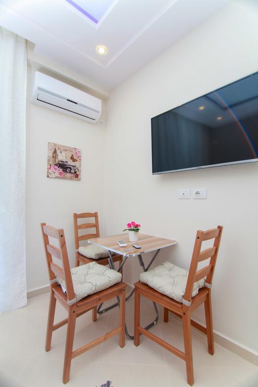 Blue Sea Apartments Sarandë 외부 사진